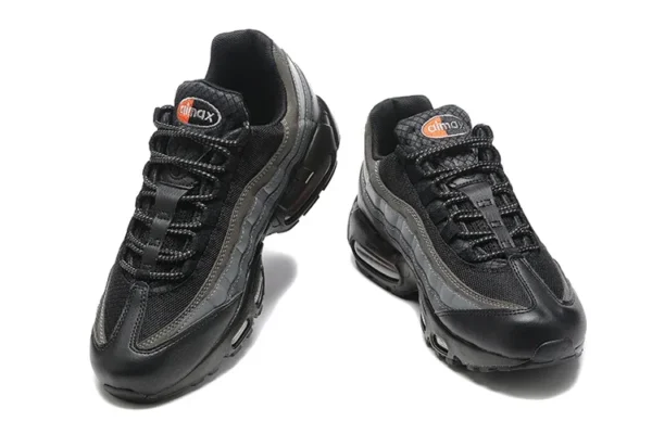 NIKE AIR MAX 95 - Imagem 20